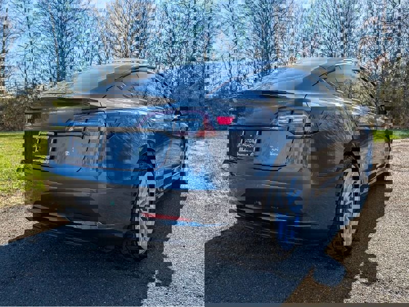 Used 2022 Tesla Model 3 Long Range image 5