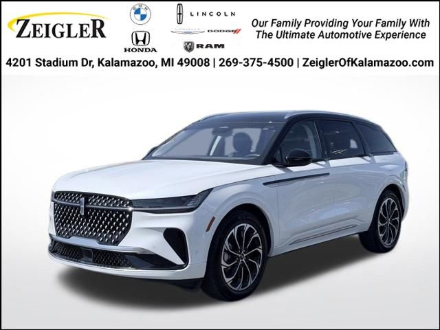 Used 2024 Lincoln Nautilus Reserve w/ Equipment Group 203A AWD/4WD image 1