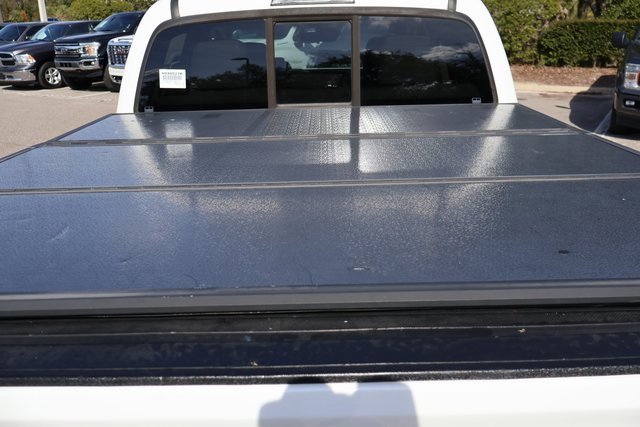 Used 2020 Toyota Tacoma SR w/ SR Convenience Package image 17