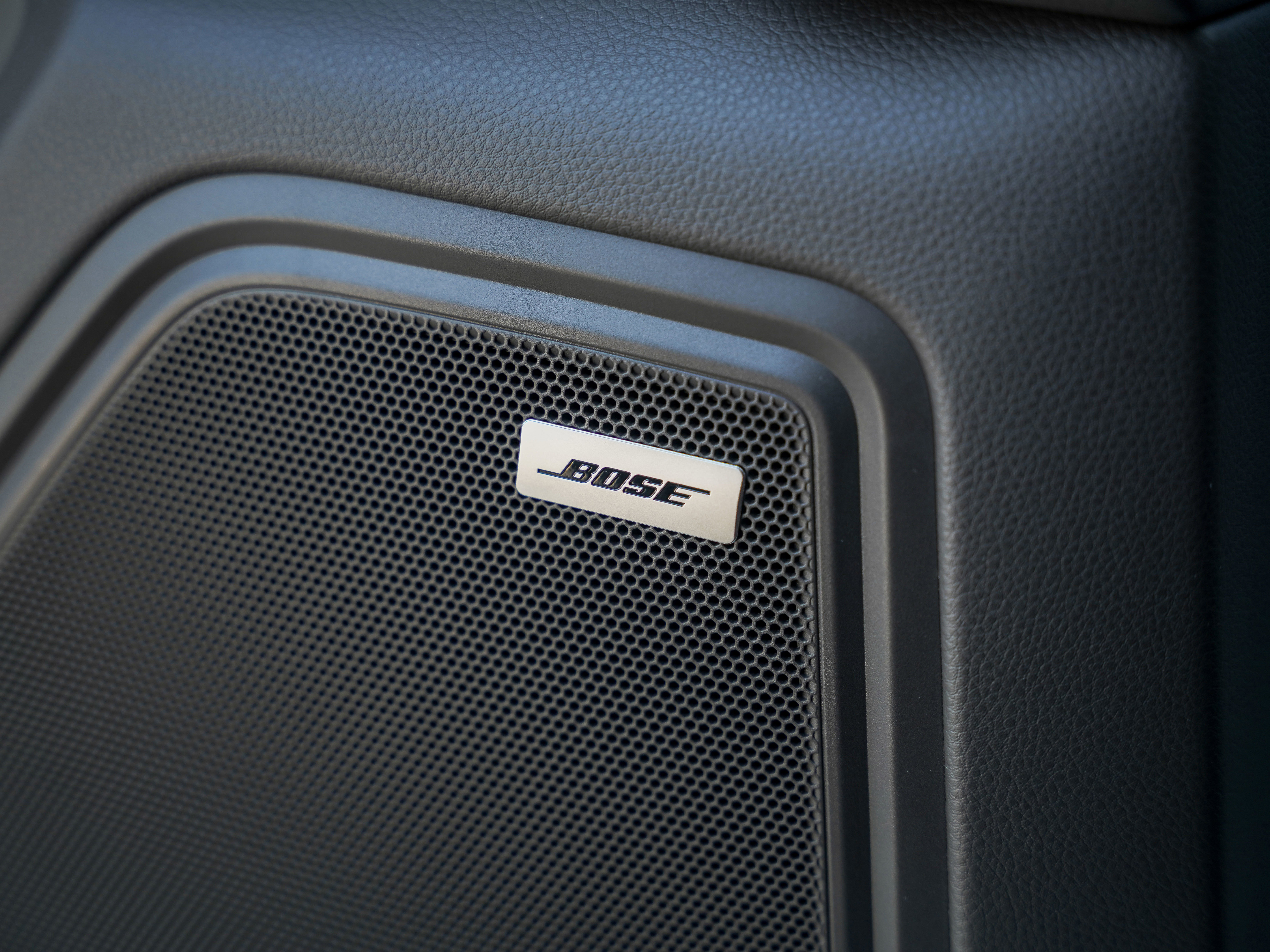 New 2026 Porsche Macan image 18