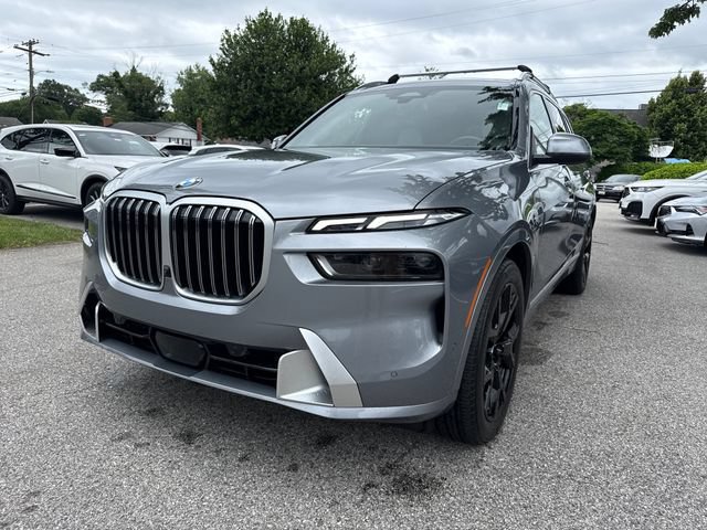 Used 2024 BMW X7 xDrive40i w/ Premium Package AWD/4WD video 2