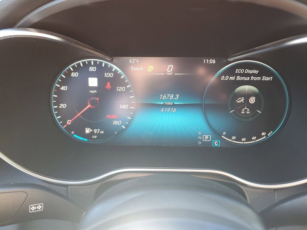 Used 2022 Mercedes-Benz GLC 300 4MATIC Coupe image 27