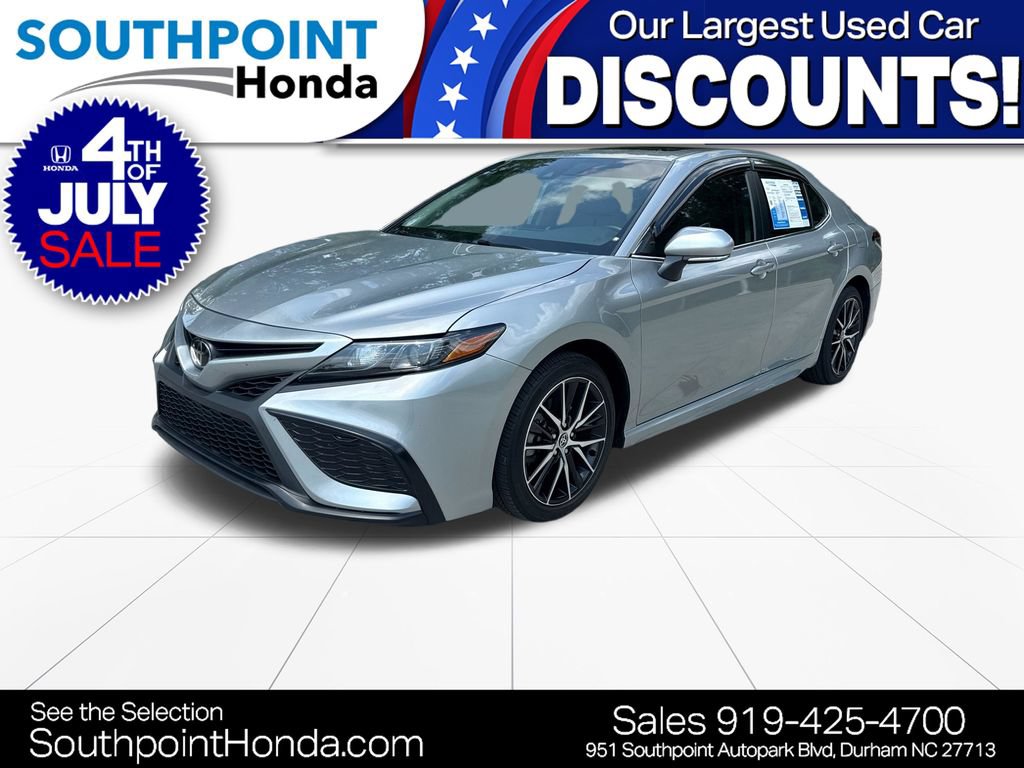 Used 2024 Toyota Camry SE FWD video 3
