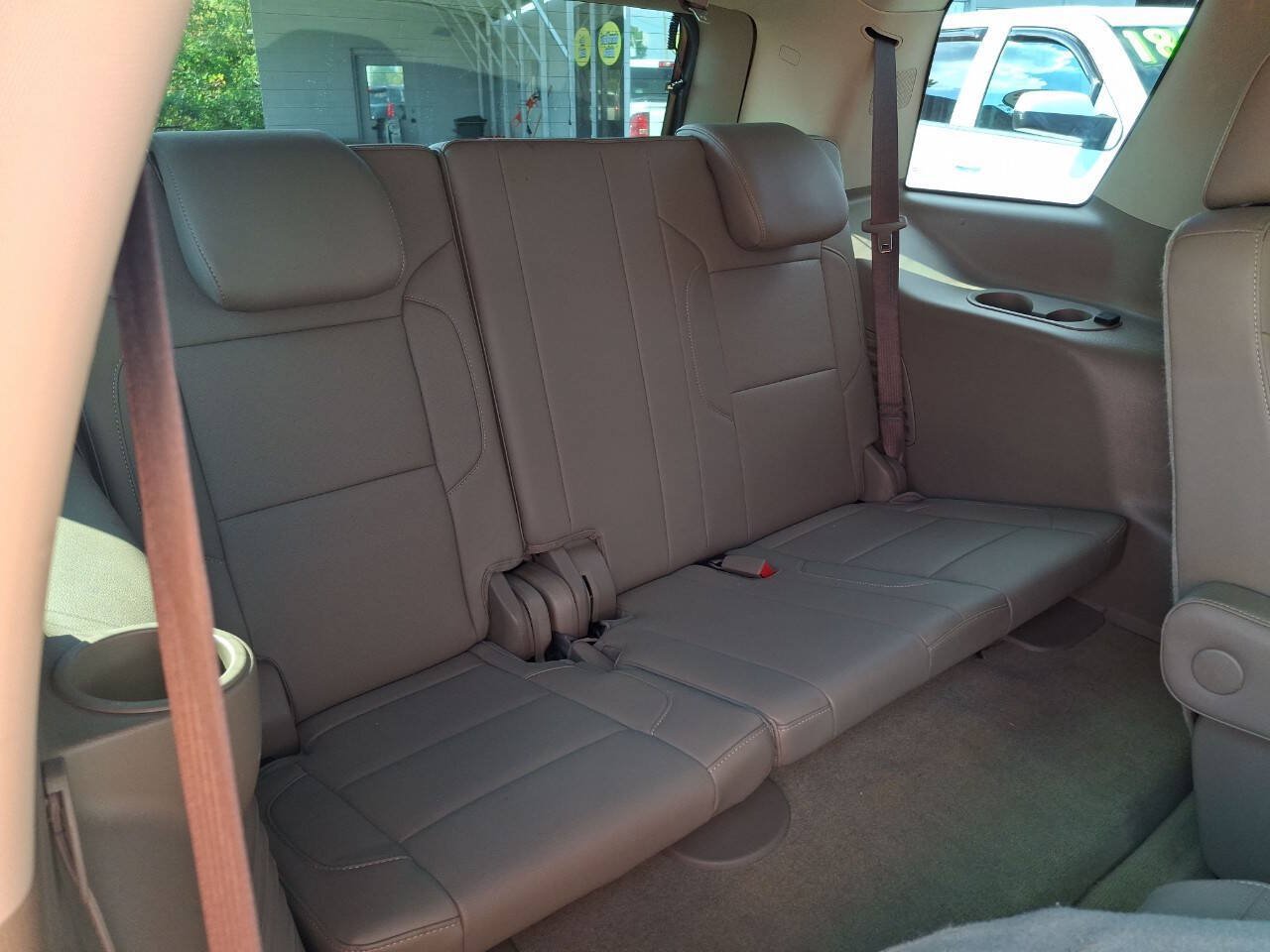 Used 2018 Chevrolet Tahoe Premier AWD/4WD image 23