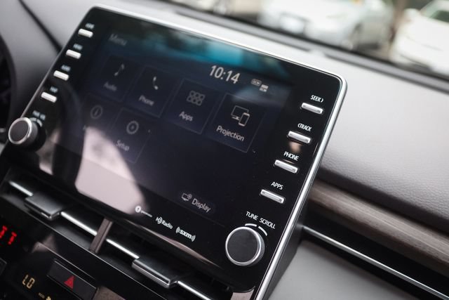 Used 2020 Toyota Avalon XLE w/ Moonroof Package FWD image 31
