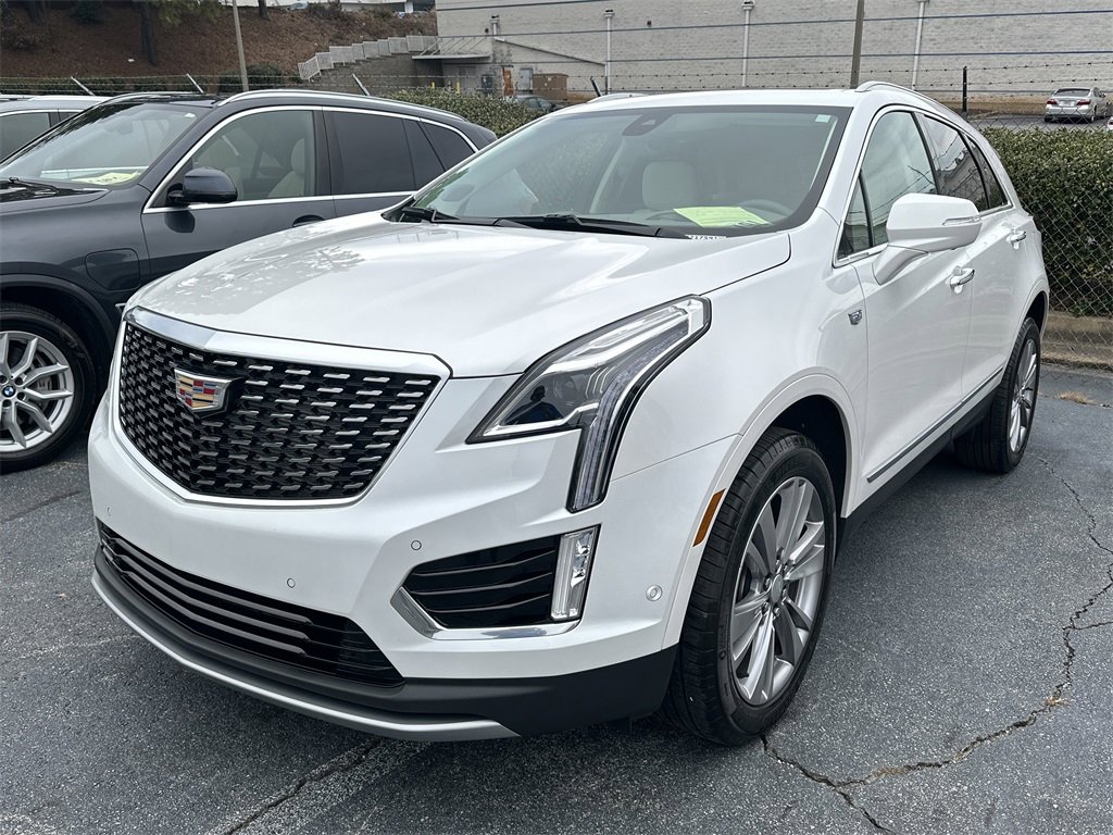 Certified 2023 Cadillac XT5 Premium Luxury w/ Technology Package image 3