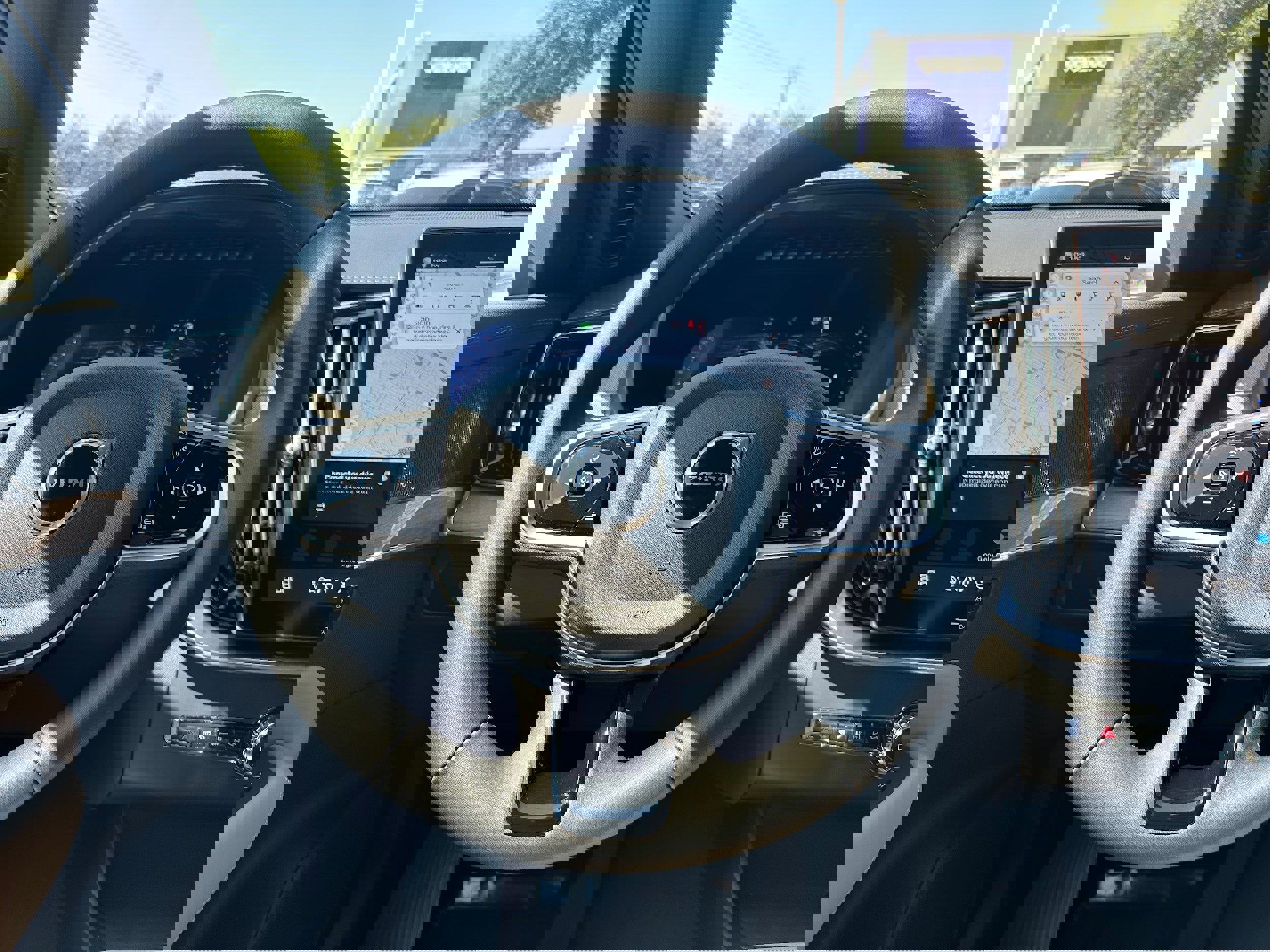 Used 2026 Volvo XC90 B6 Ultra w/ Protection Package image 15