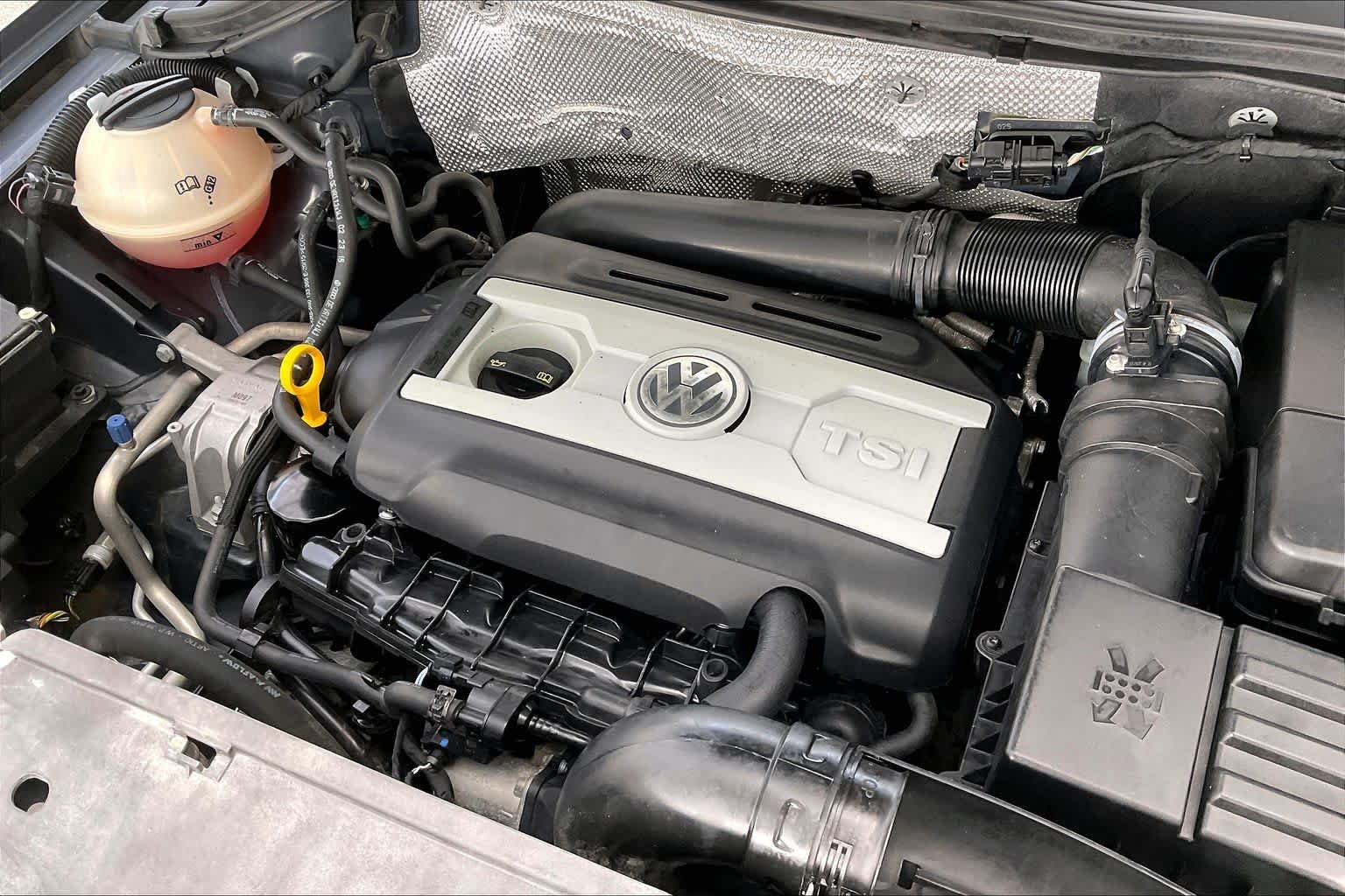 Used 2016 Volkswagen Tiguan SE FWD image 33