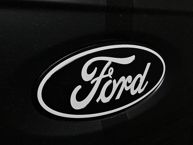 Used 2025 Ford F150 Lariat w/ Equipment Group 501A Mid image 30