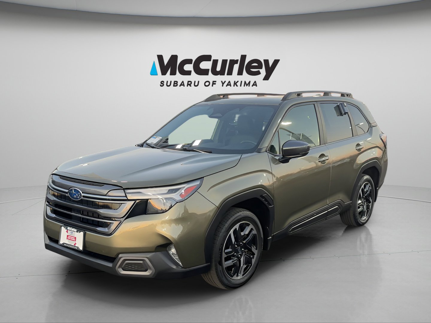 Used 2025 Subaru Forester Limited image 1