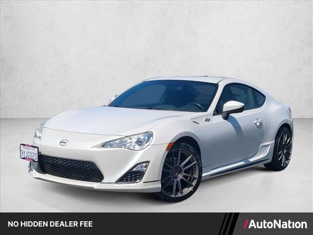Used 2014 Scion FR-S RWD image 1
