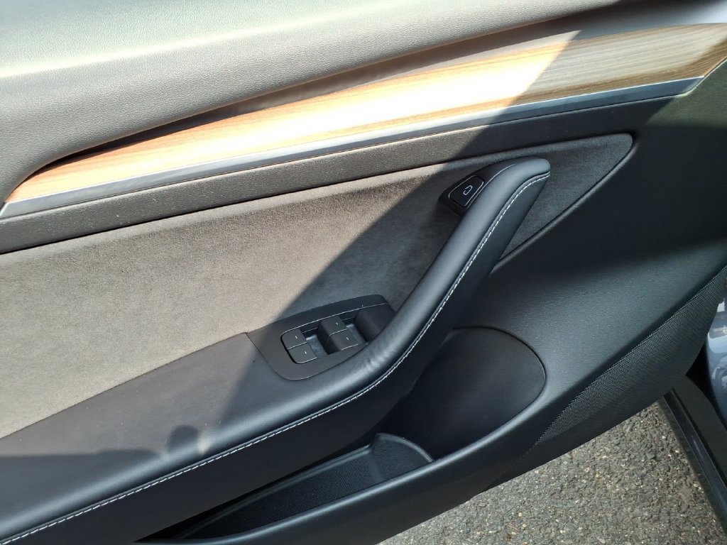 Used 2023 Tesla Model 3 Standard Range RWD image 17