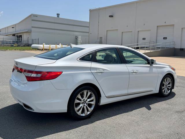 Used 2012 Hyundai Azera FWD image 4