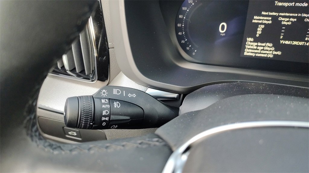 New 2026 Volvo XC60 B5 Ultra w/ Climate Package image 17