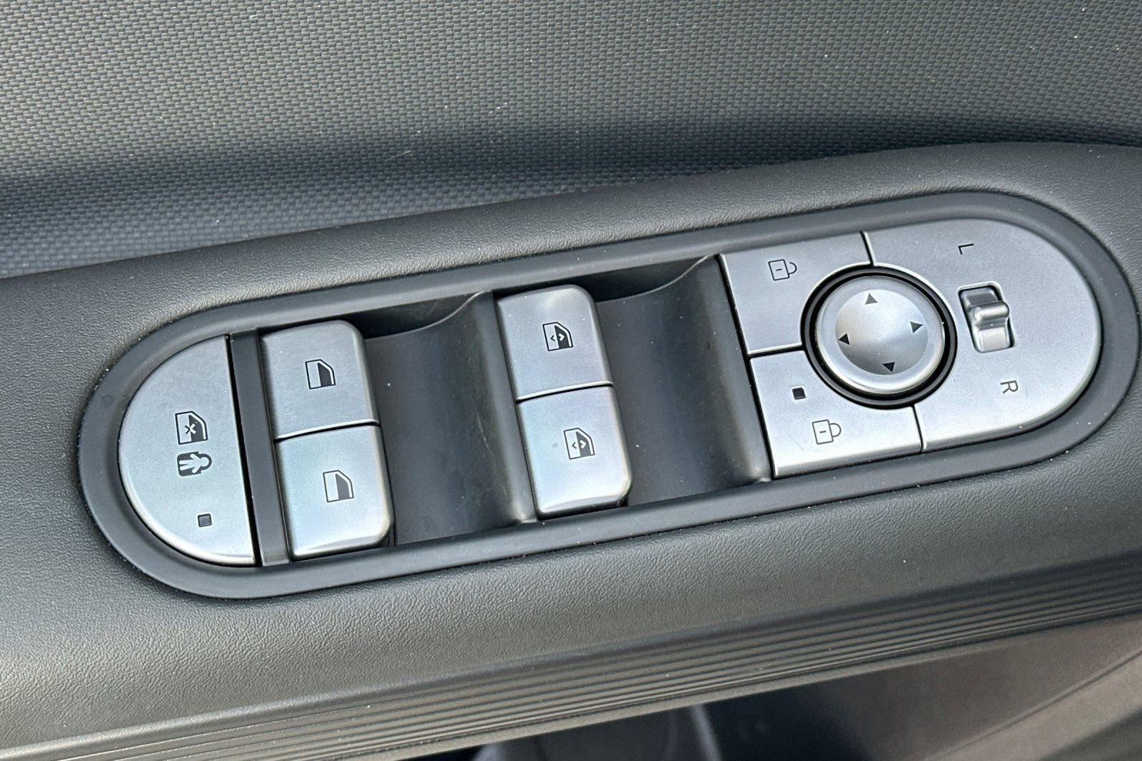 Certified 2024 Hyundai Ioniq 5 SEL RWD image 12