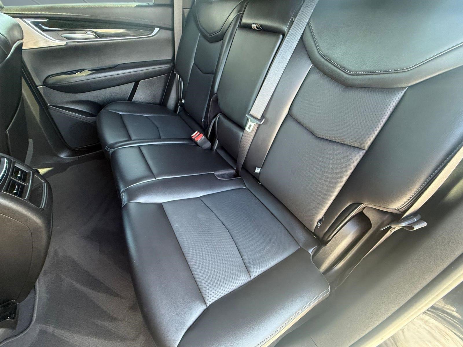 Used 2021 Cadillac XT5 Premium Luxury image 13