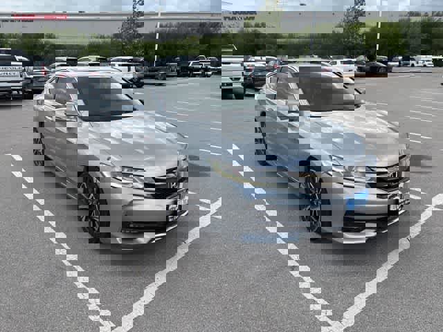 Used 2017 Honda Accord EX-L image 7