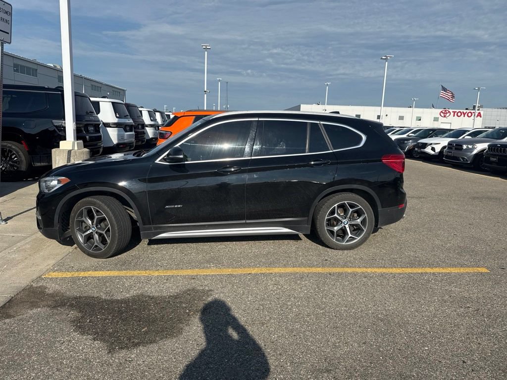 Used 2018 BMW X1 xDrive28i AWD/4WD image 4