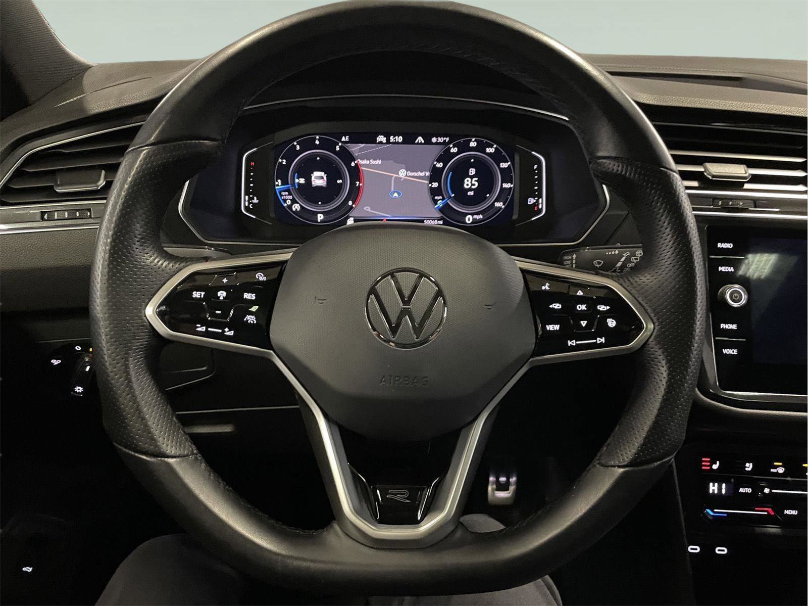 Used 2023 Volkswagen Tiguan SEL R-Line image 27