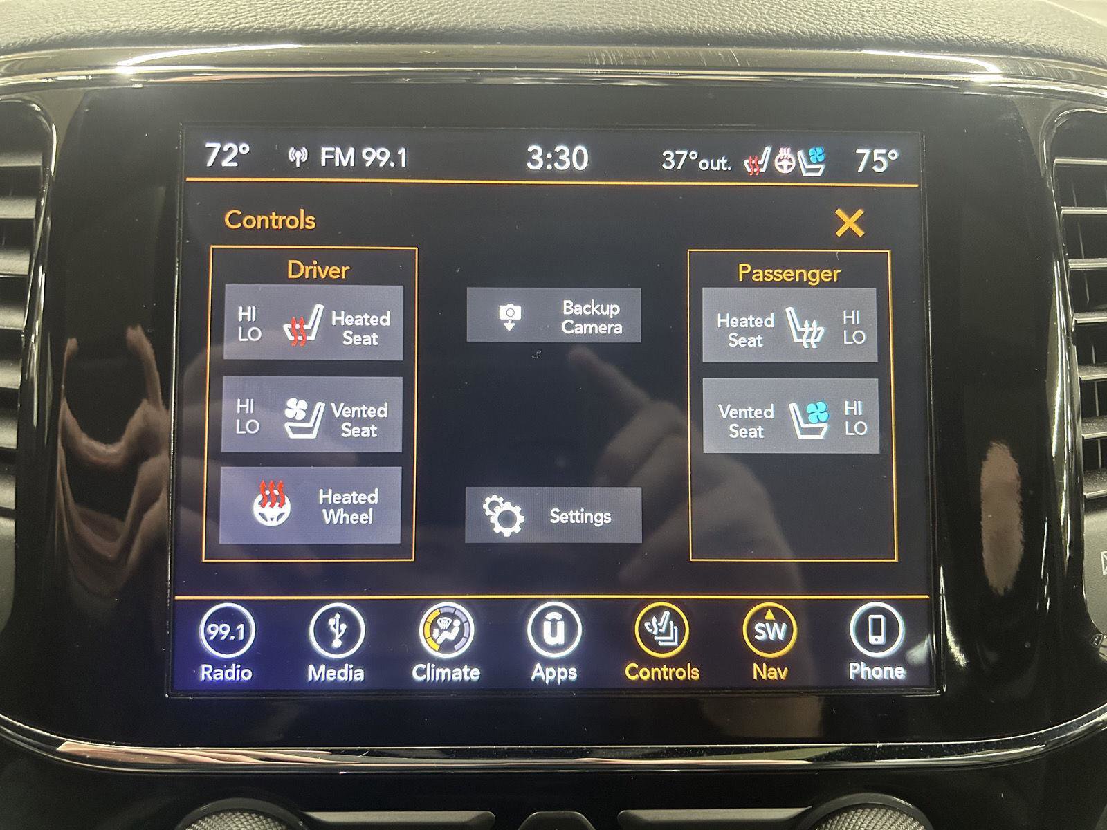 Used 2019 Jeep Grand Cherokee Limited w/ Luxury Group II image 18