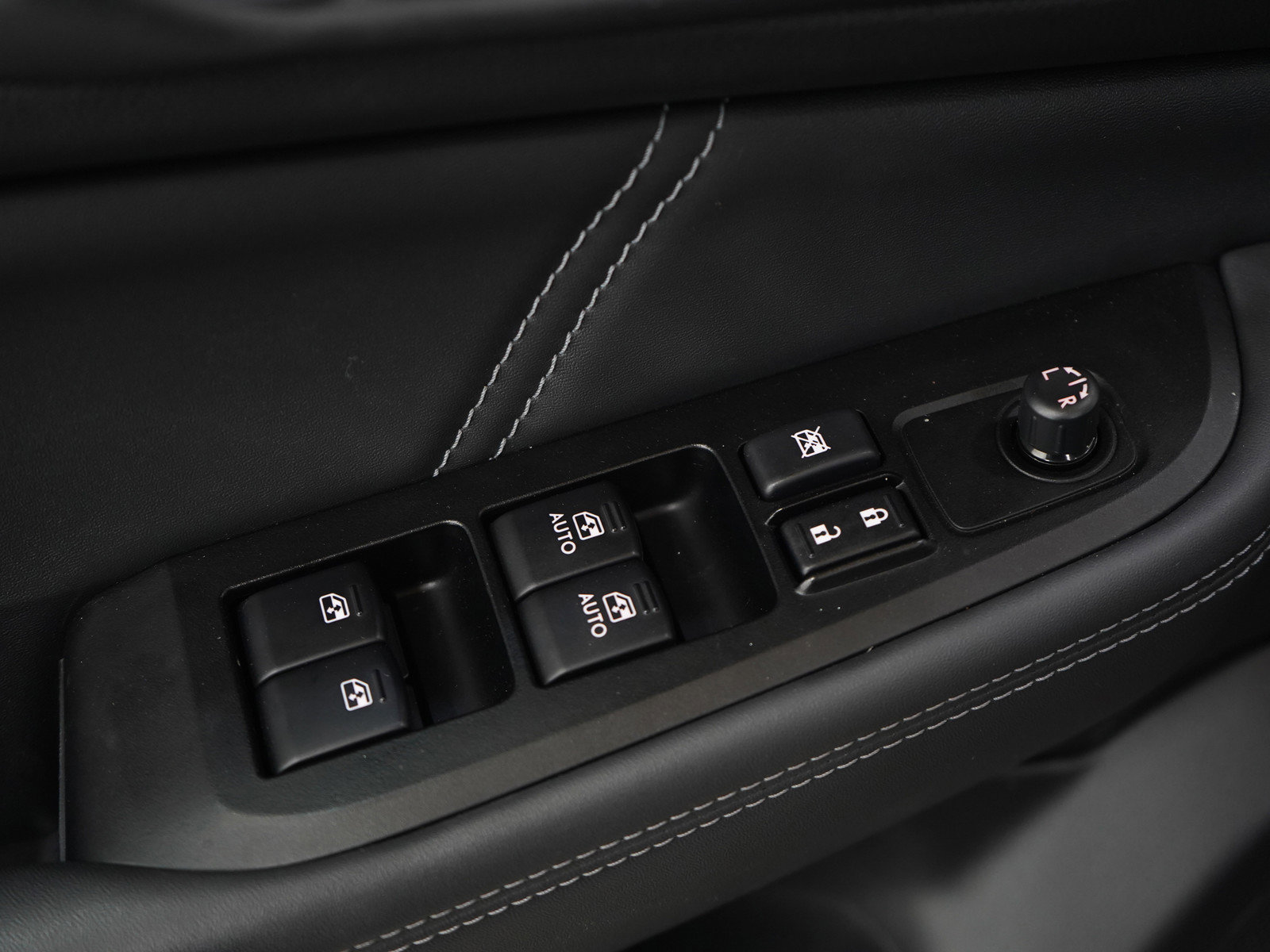 Used 2019 Subaru Outback 3.6R Limited image 22