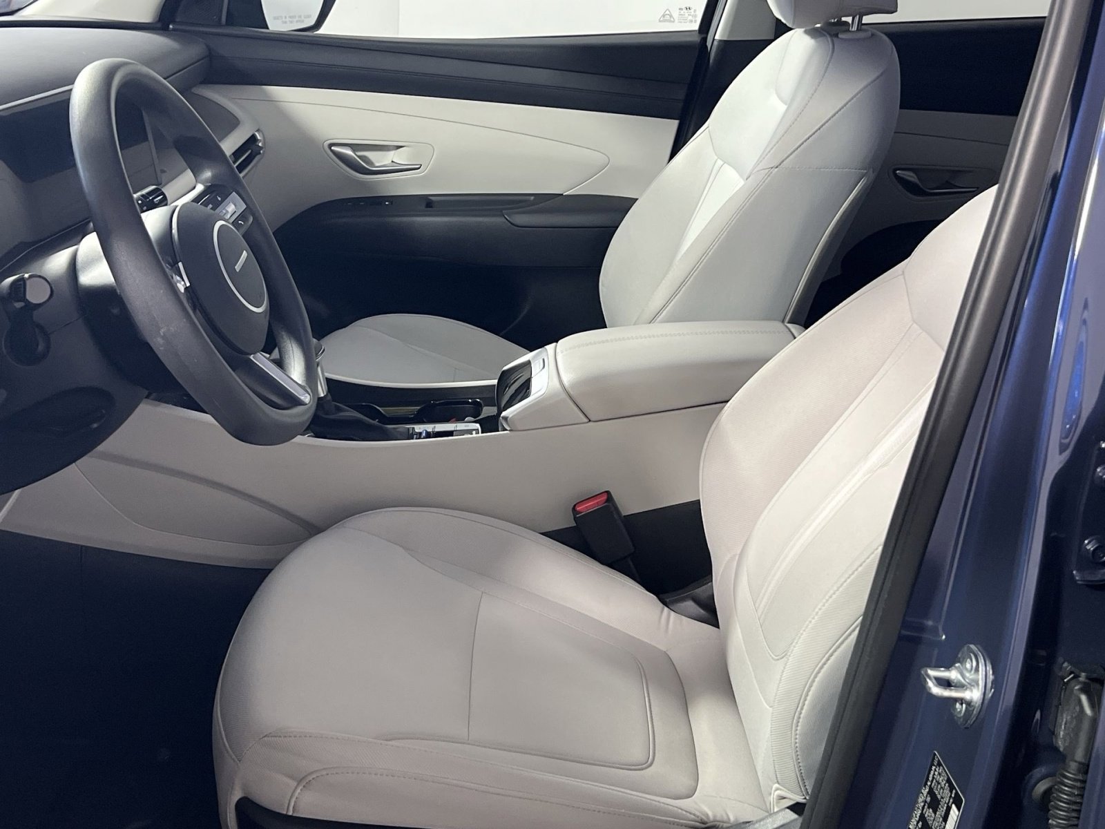 Used 2025 Hyundai Tucson SEL FWD image 14