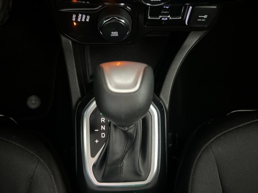 Used 2021 Jeep Renegade Latitude AWD/4WD image 58