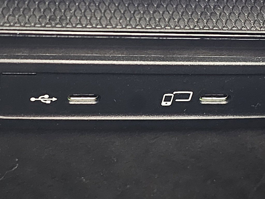 Used 2021 Mercedes-Benz GLC 300 image 14