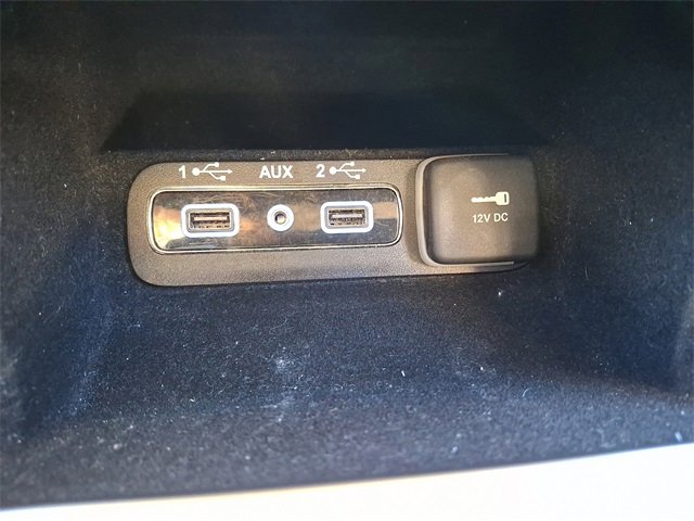 Used 2022 Jeep Grand Cherokee Laredo E image 26