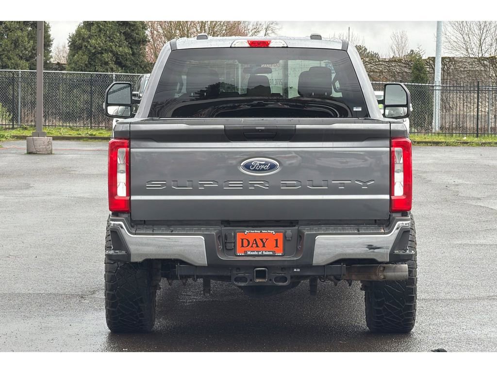 Used 2025 Ford F350 XLT image 6