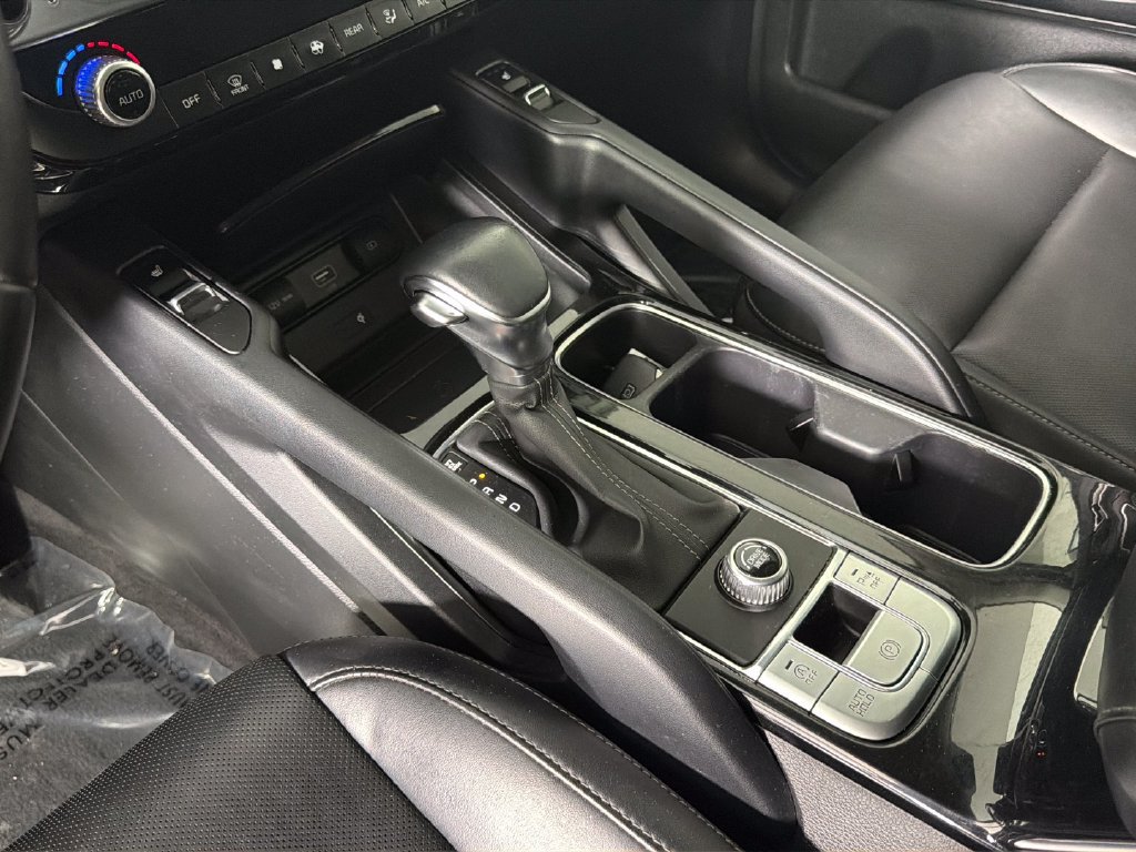 Used 2022 Kia Telluride S FWD image 23