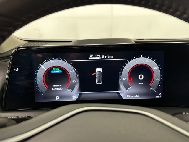 Used 2024 Nissan Ariya AWD image 17