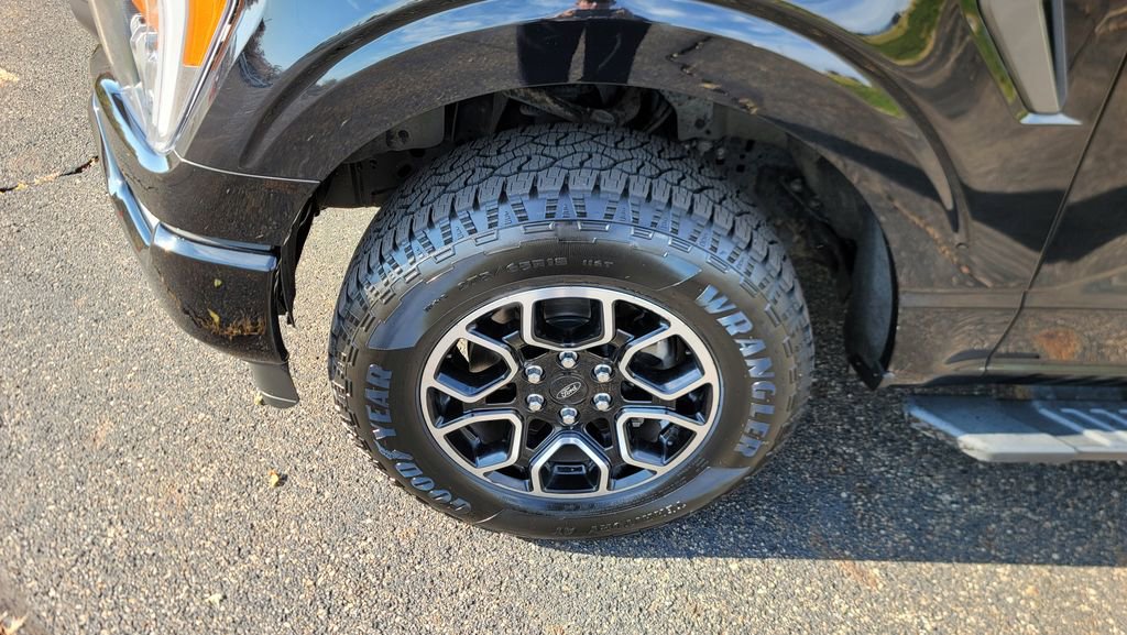 Used 2021 Ford F150 XLT w/ Equipment Group 302A High image 6