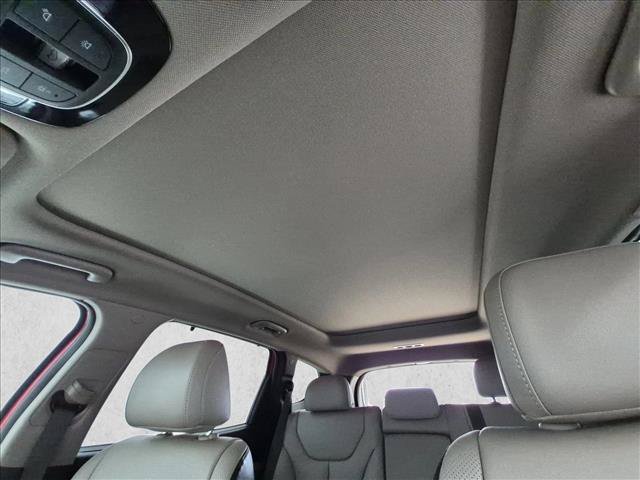 Certified 2023 Hyundai Santa Fe SEL Premium AWD/4WD image 16
