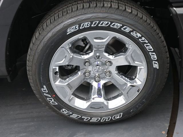 New 2026 RAM 1500 4x4 Crew Cab image 38