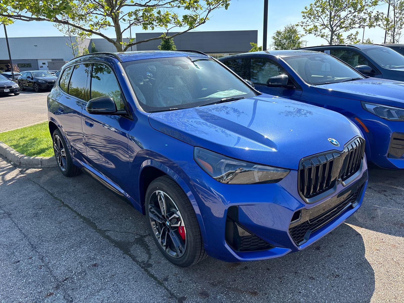 New 2026 BMW X1 xDrive28i AWD/4WD image 3