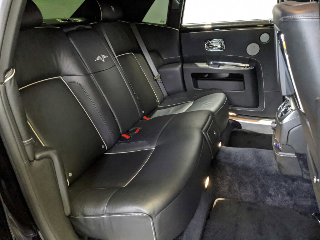 Used 2014 Rolls-Royce Ghost image 21