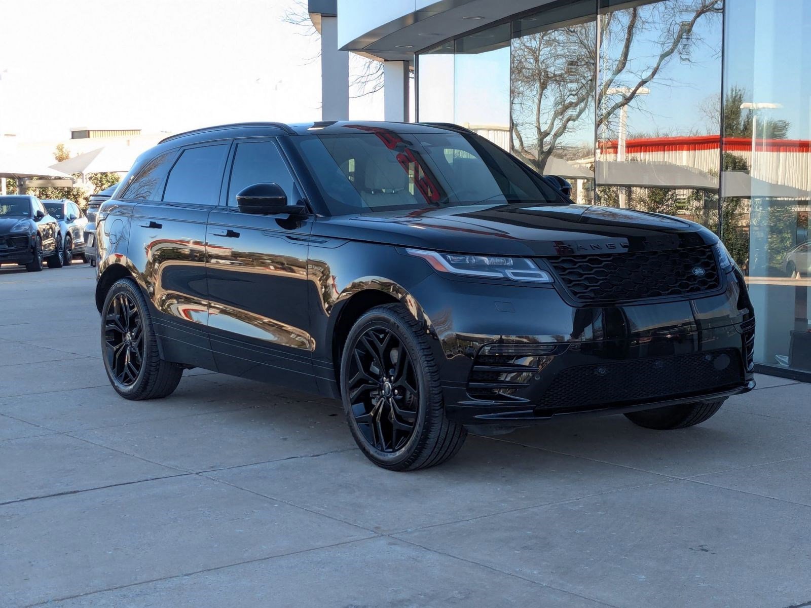 Used 2023 Land Rover Range Rover Velar HST image 7