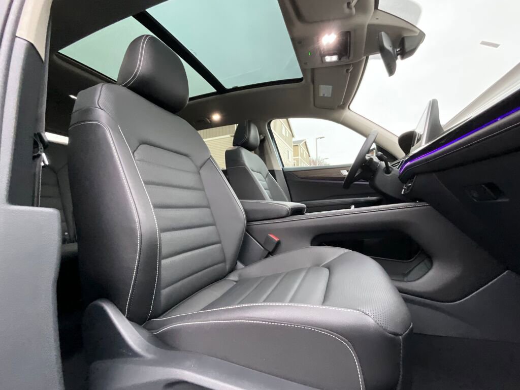 New 2025 Volkswagen Atlas SEL image 14