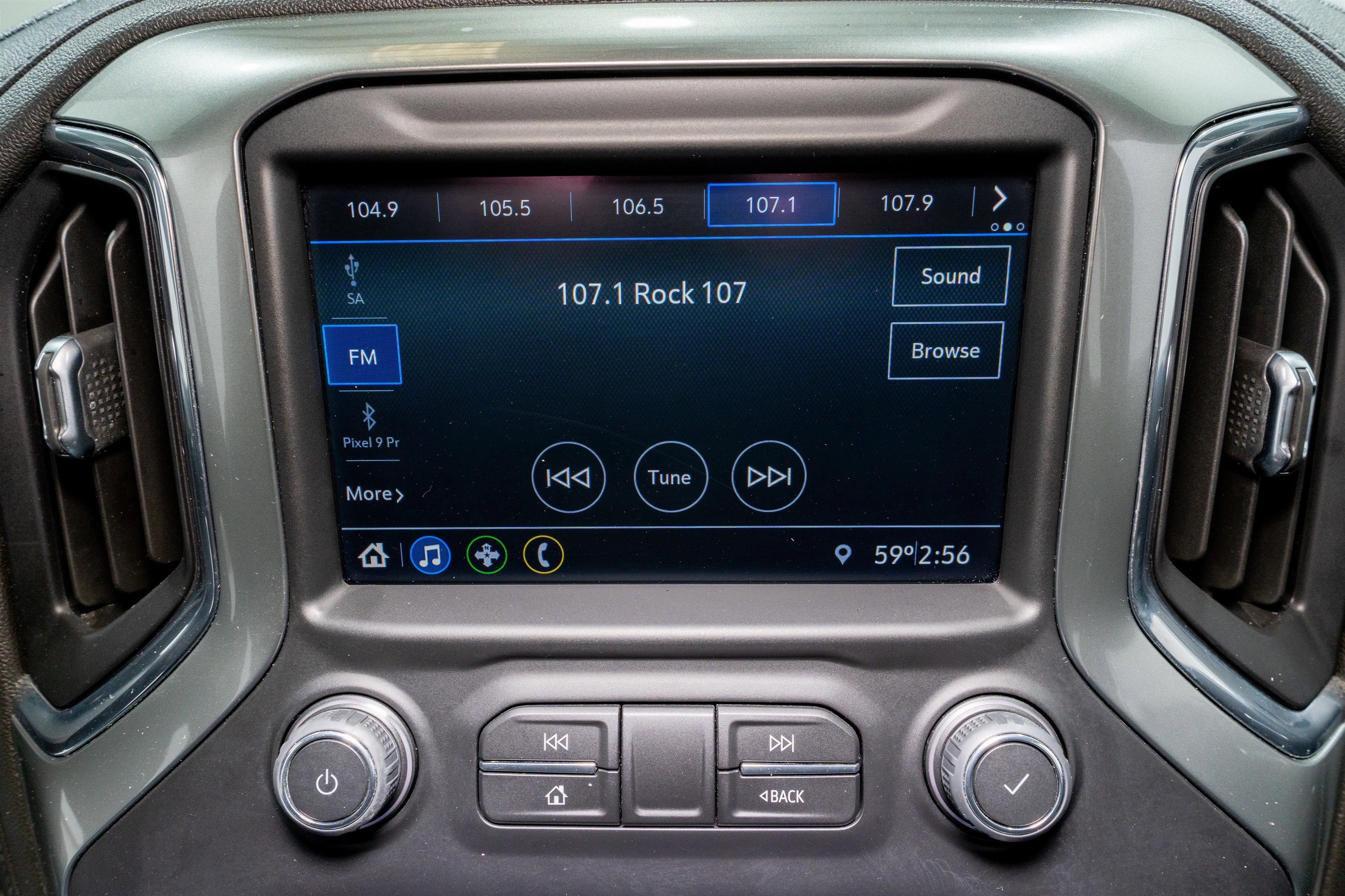 Used 2021 Chevrolet Silverado 1500 RST image 19