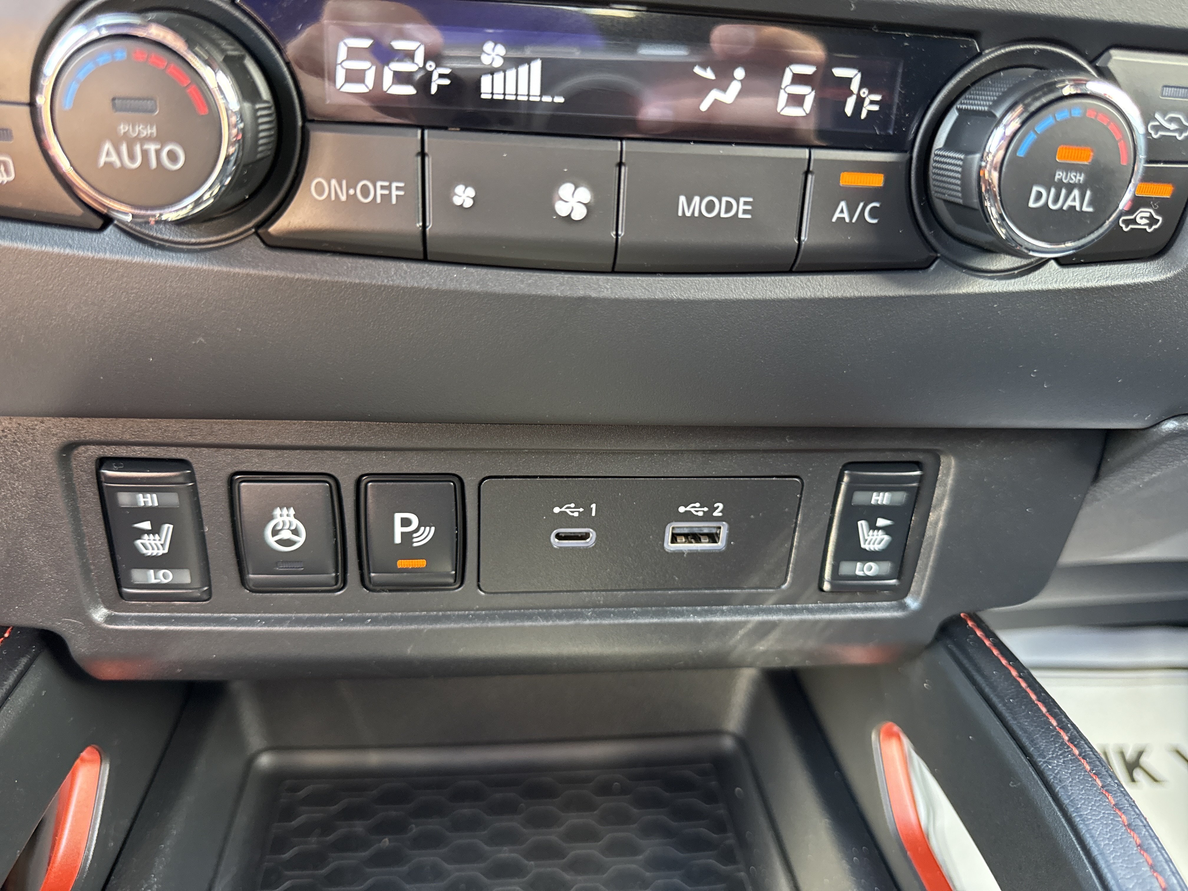 Certified 2024 Nissan Frontier PRO-4X w/ Pro Convenience Package AWD/4WD image 13