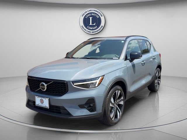 Certified 2023 Volvo XC40 B5 Plus w/ Climate Package