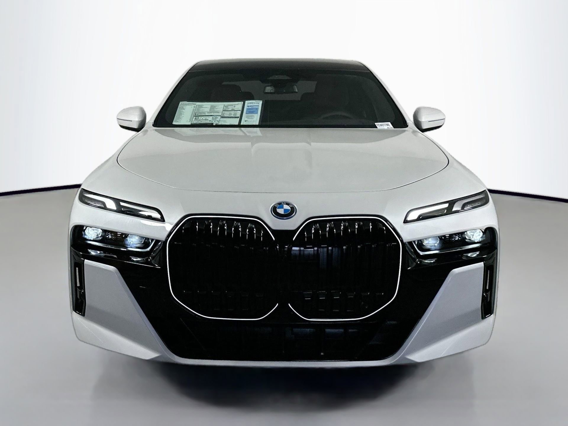 New 2026 BMW i7 eDrive50 w/ M Sport Package image 2