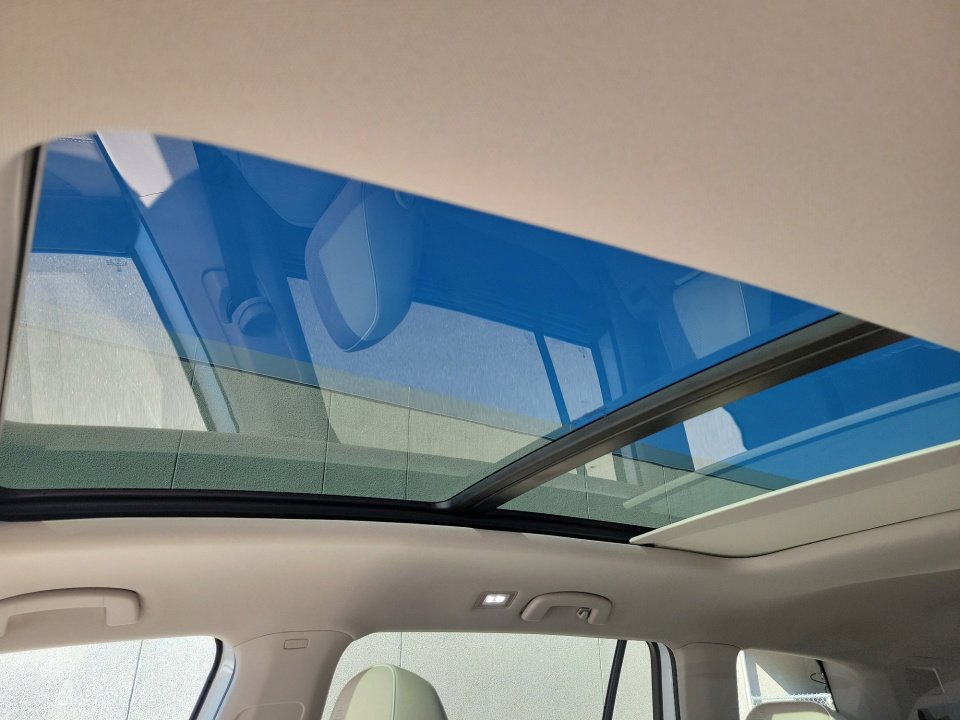 New 2026 Volkswagen Atlas SEL Premium R-Line image 21