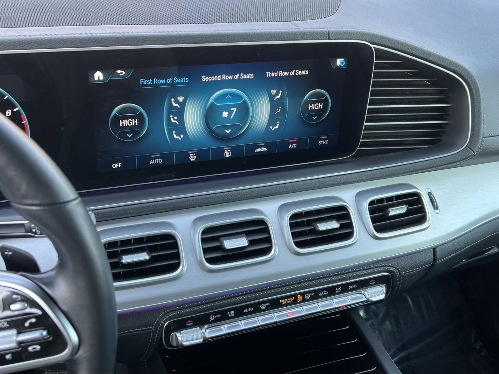 Used 2023 Mercedes-Benz GLS 580 4MATIC image 19