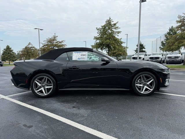 New 2025 Ford Mustang Convertible image 9