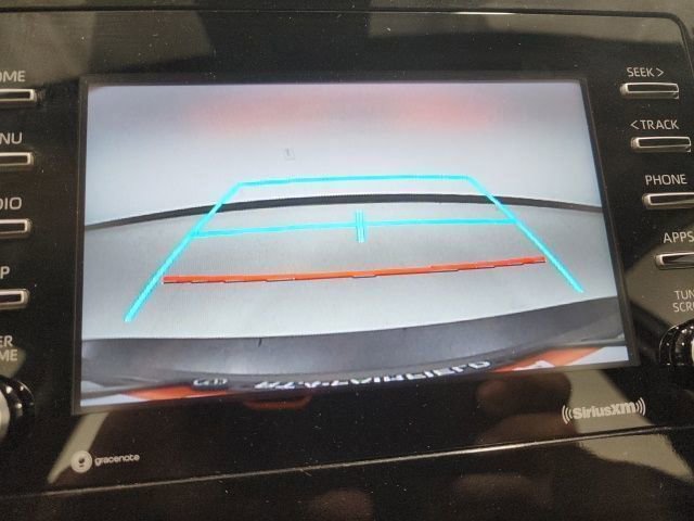Used 2023 Toyota Camry SE FWD image 3