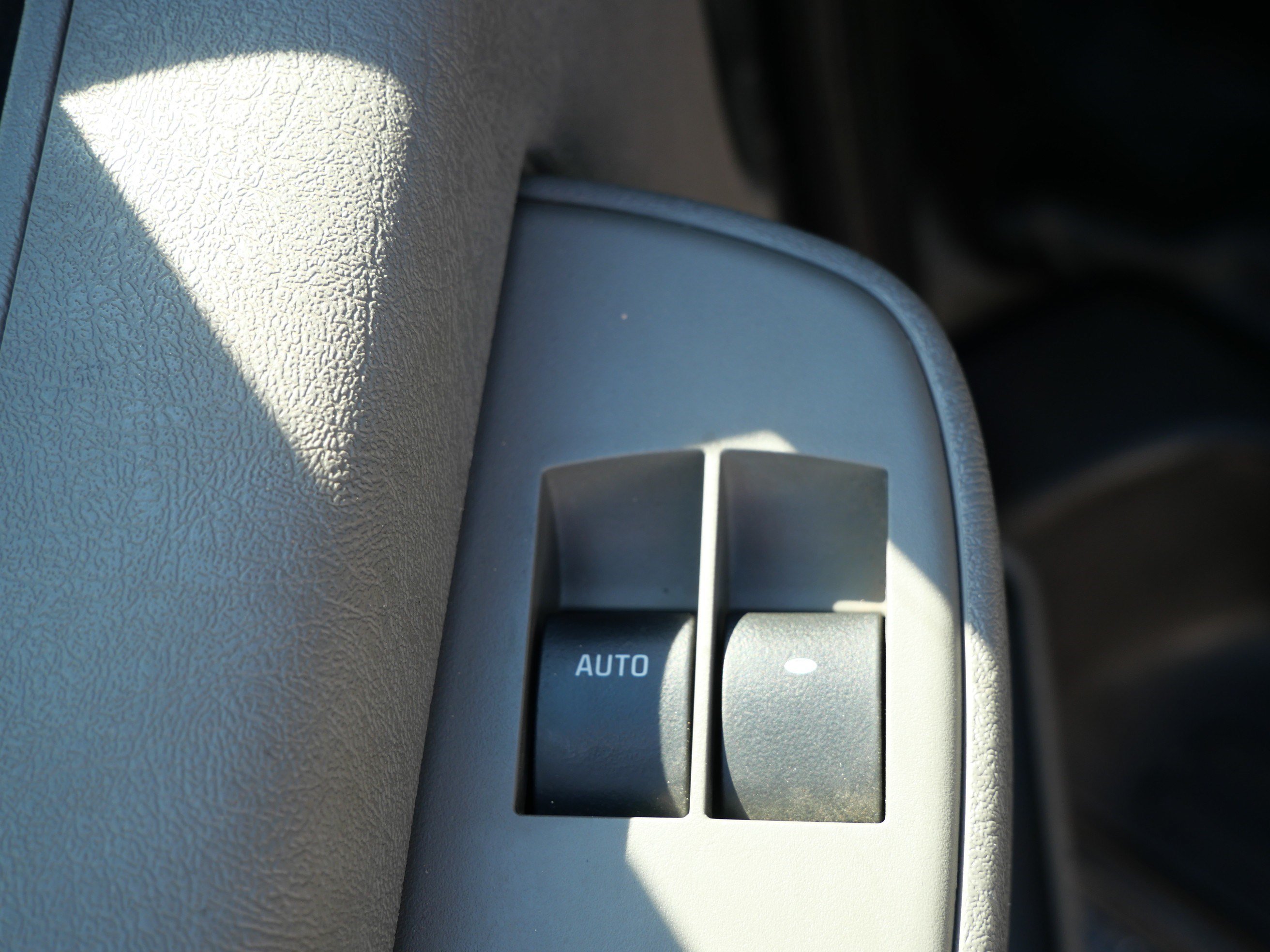 Used 2017 Chevrolet Express 2500 RWD image 20