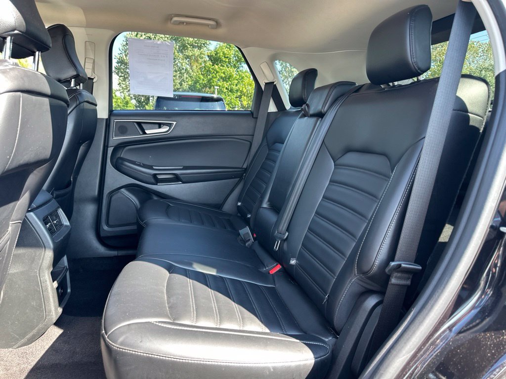 Used 2023 Ford Edge SEL AWD/4WD image 32