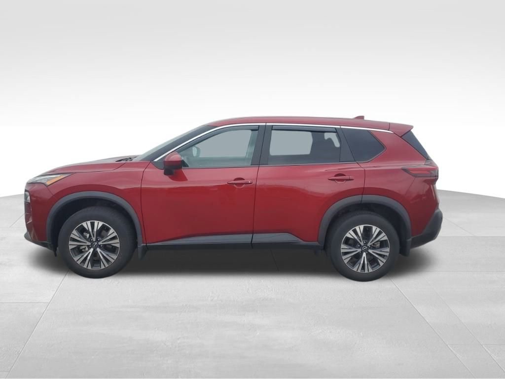 Used 2023 Nissan Rogue SV image 2